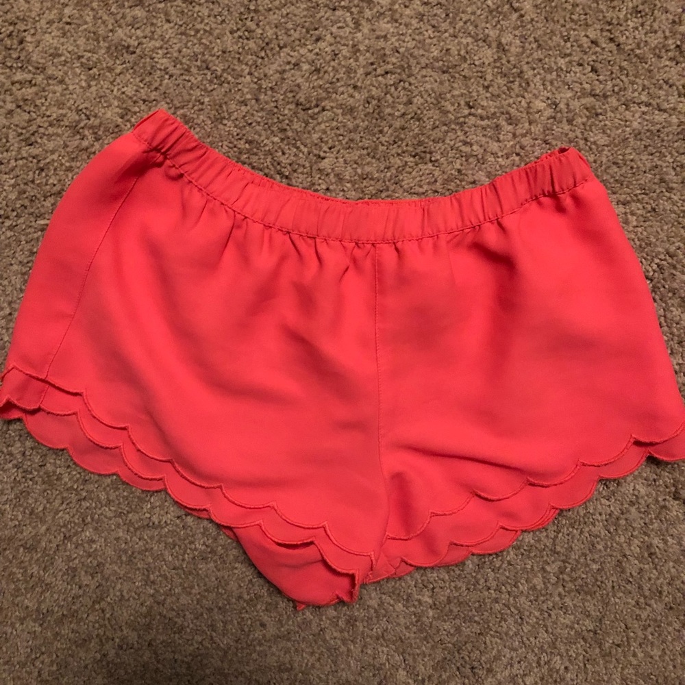 Abercrombie & Fitch coral scallop shorts